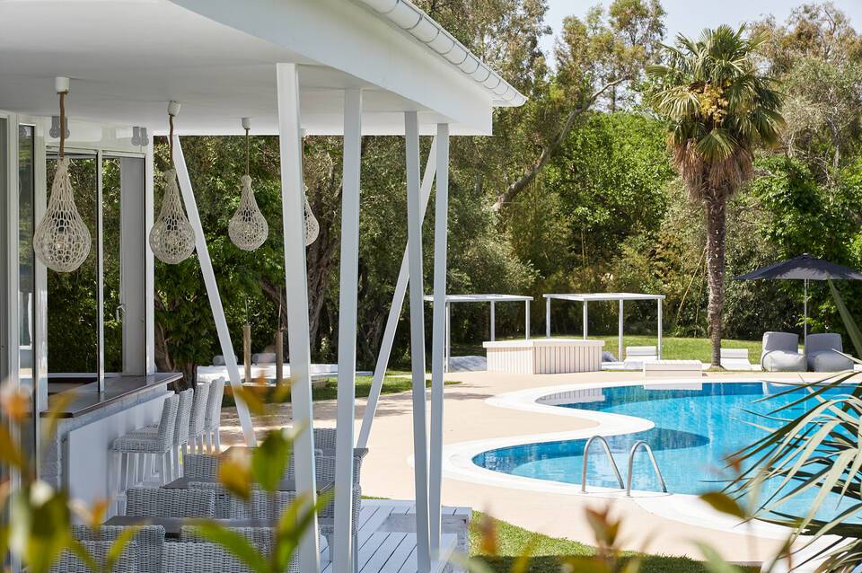 Mr & Mrs White Corfu 2