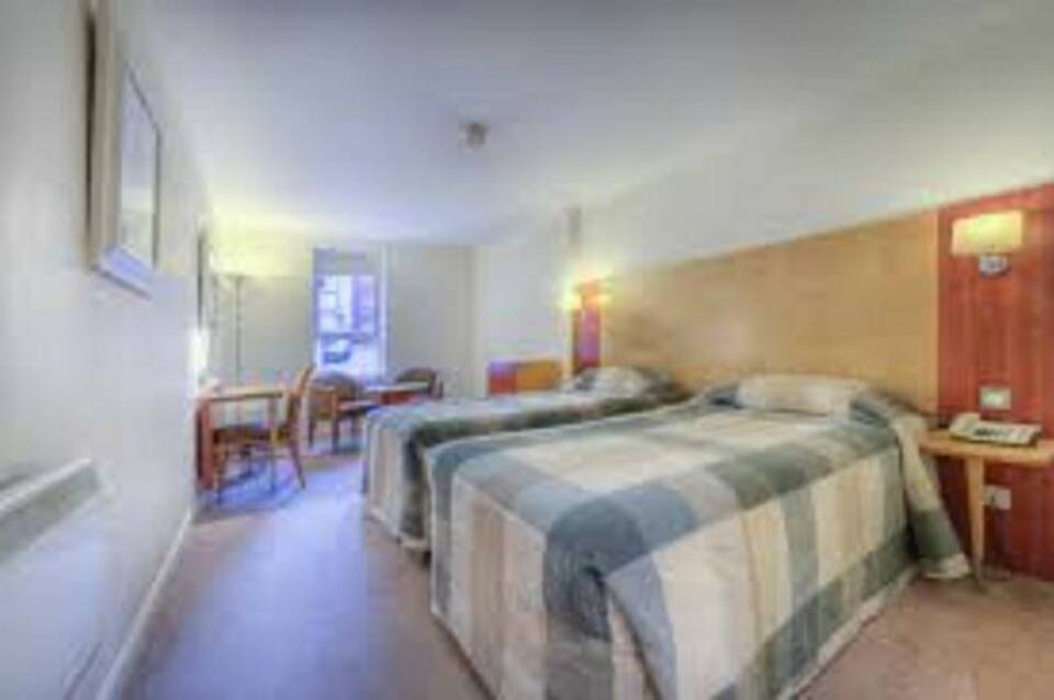 Holyrood Aparthotel 5
