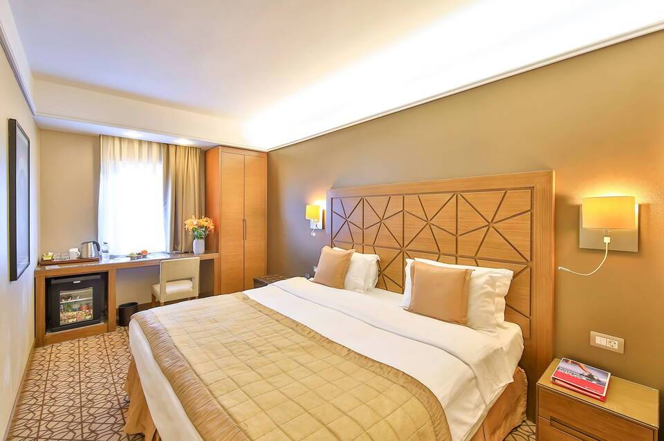 Ramada By Wyndham Istanbul Taksim 5