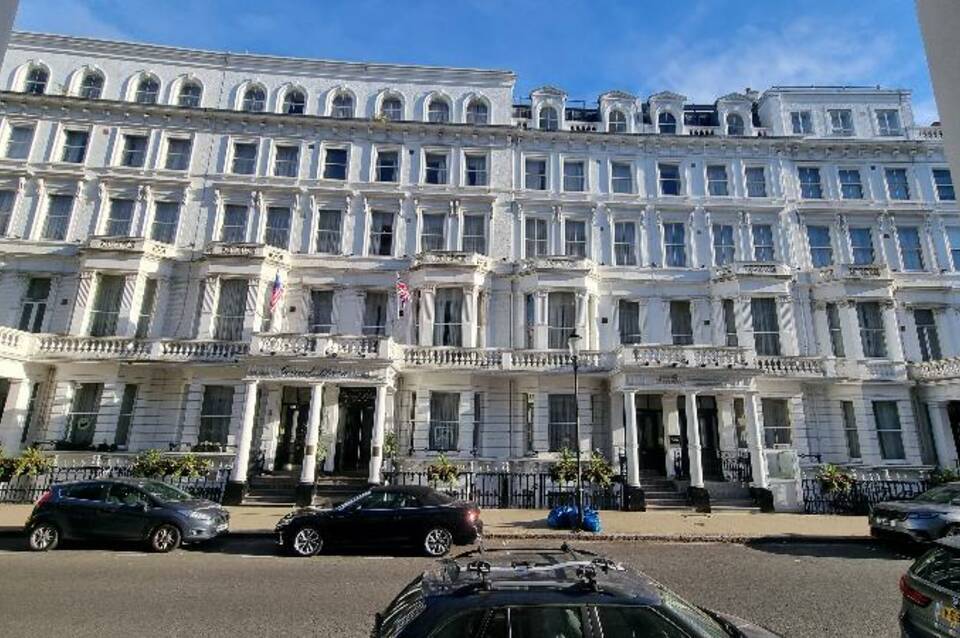 Park City Grand Plaza Kensington 1