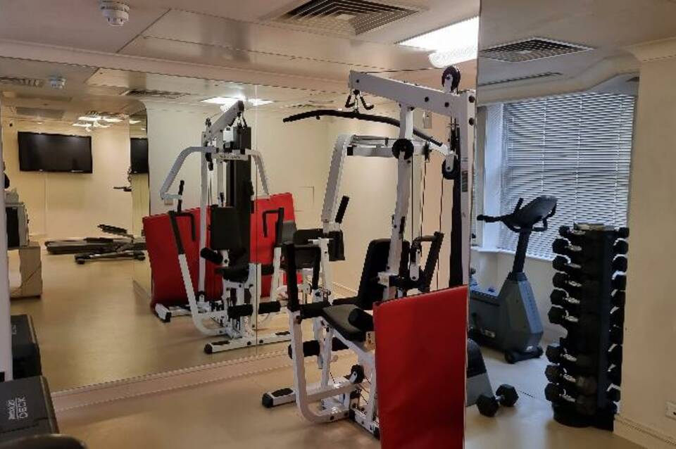 Park City Grand Plaza Kensington 5