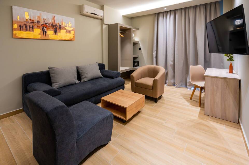 Nicolas Grand Suites 3