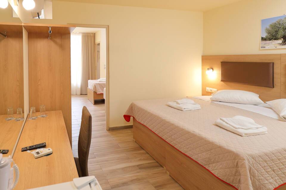 Sunbay Hotel 4