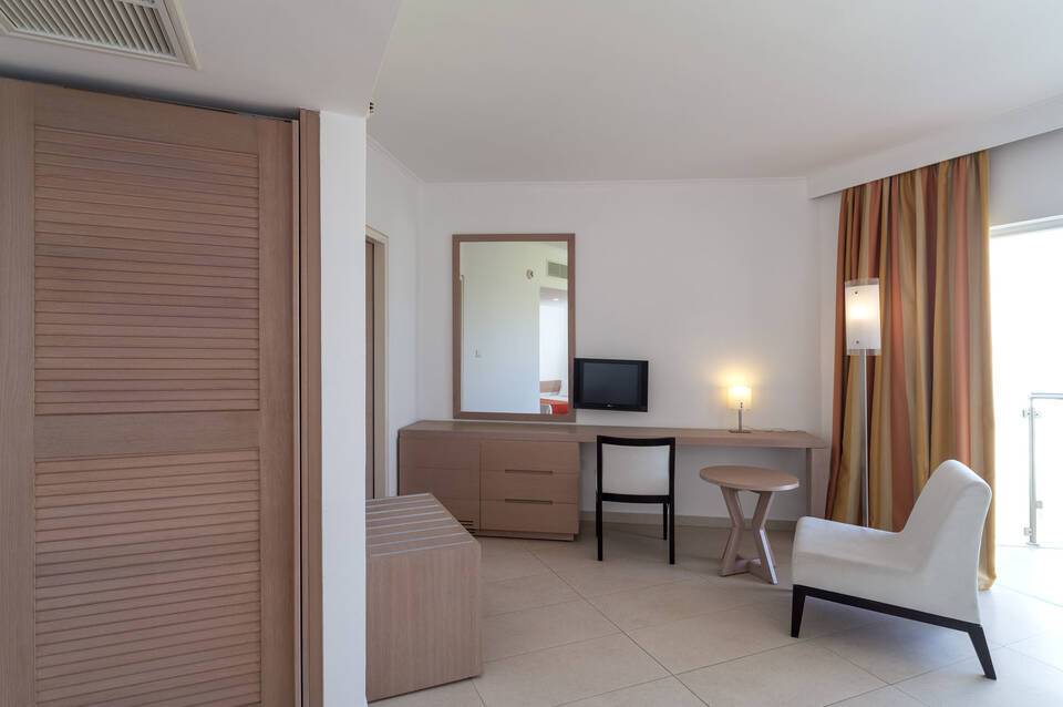 Atlantica Kolymbia Beach 5