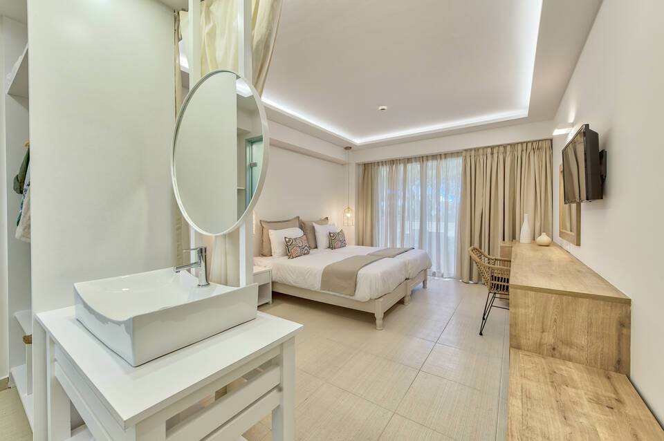 Hotel Vasilikos Beach 2