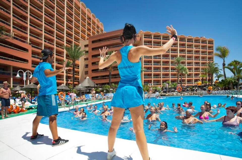 Sunset Beach Club 4