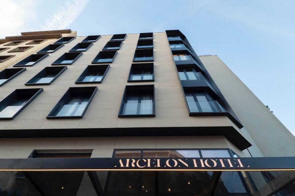 Arcelon Hotel 1