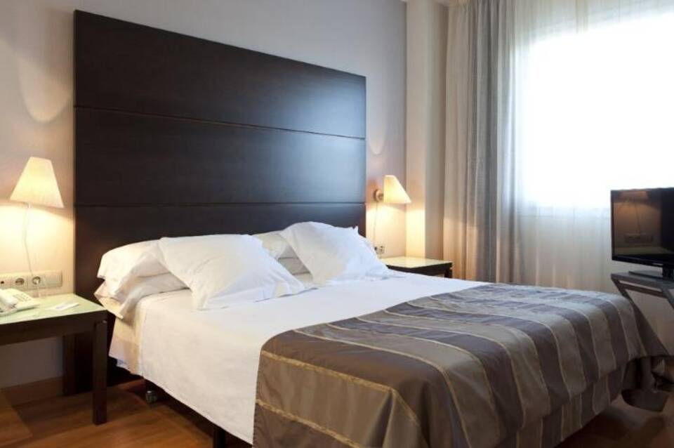Hotel Vértice Sevilla Aljarafe 4