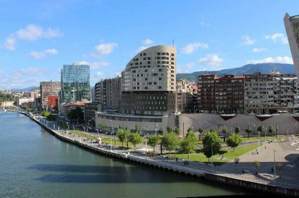 Vincci Consulado de Bilbao 1