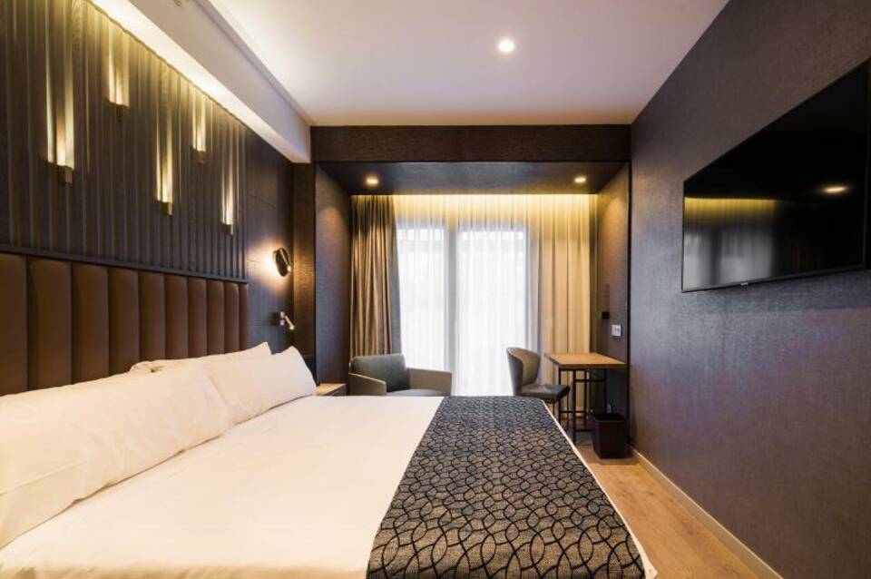 Hotel Catalonia Gran Vía Bilbao 1