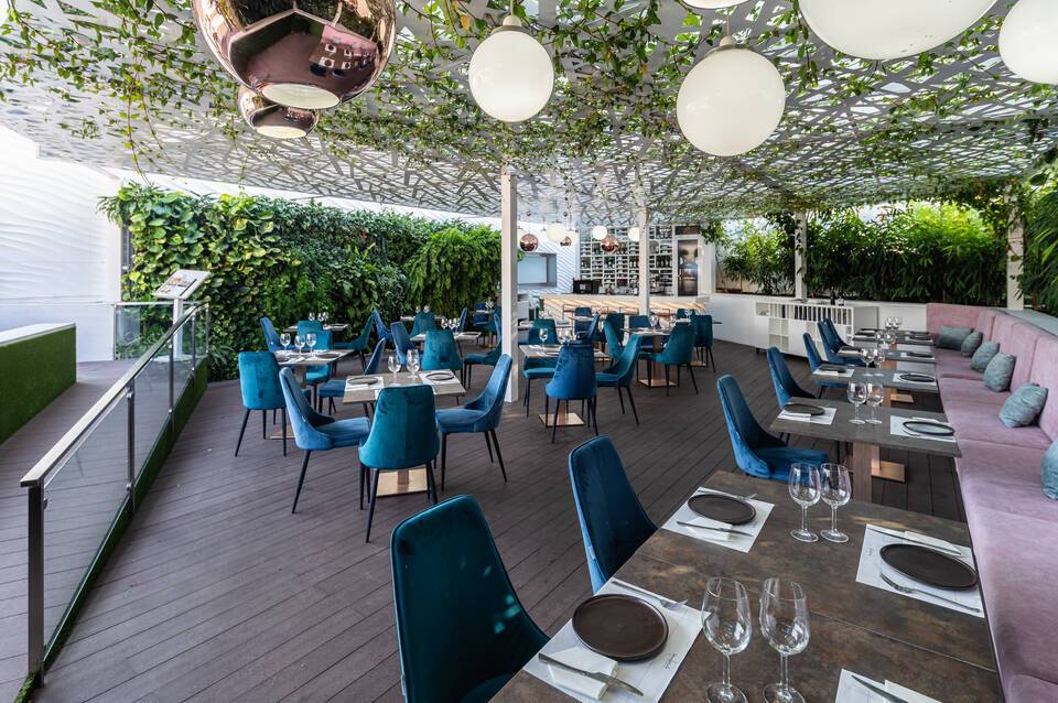 Hotel Caserio 1