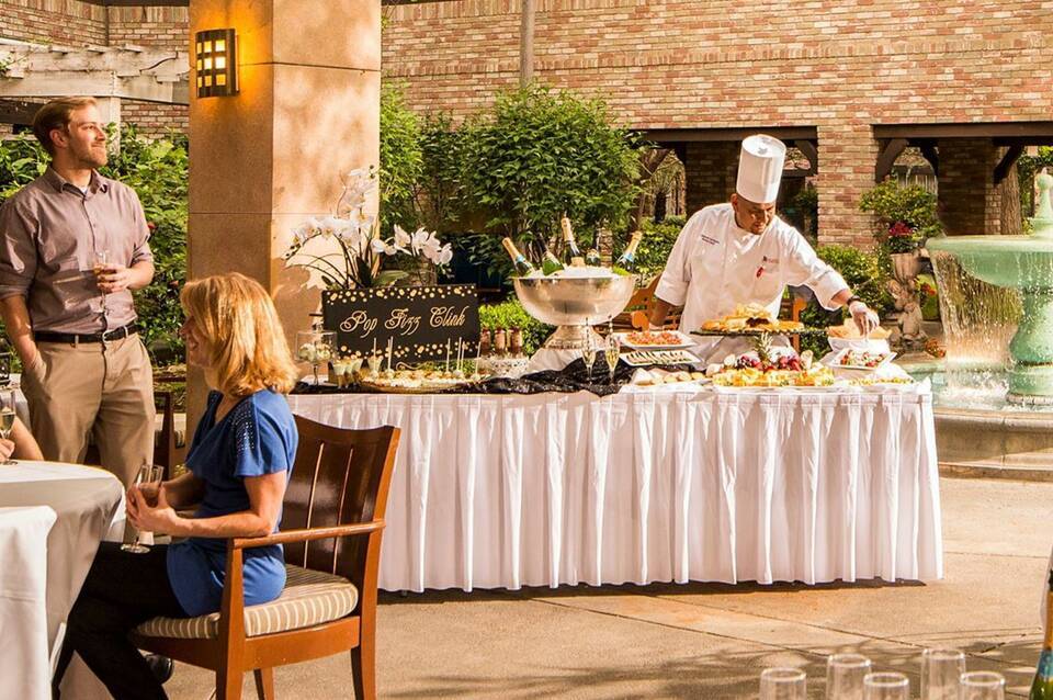 Anaheim Majestic Garden Hotel 4