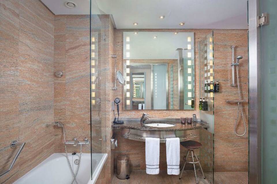 Meliá Valencia 5