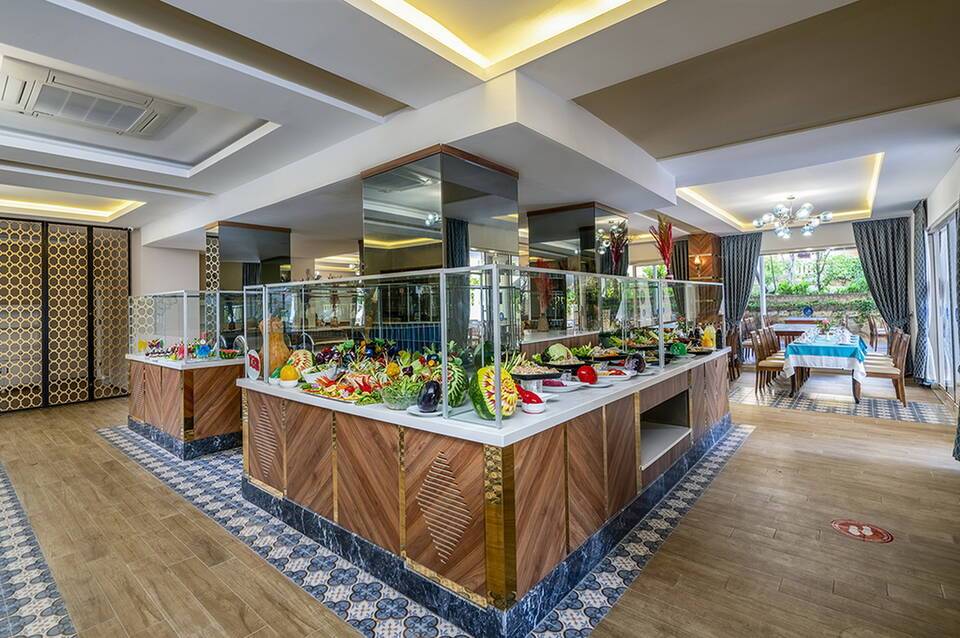 Ramira Beach Hotel 4