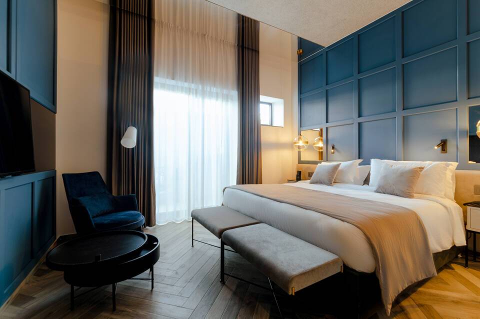The Embassy Valletta Hotel 4