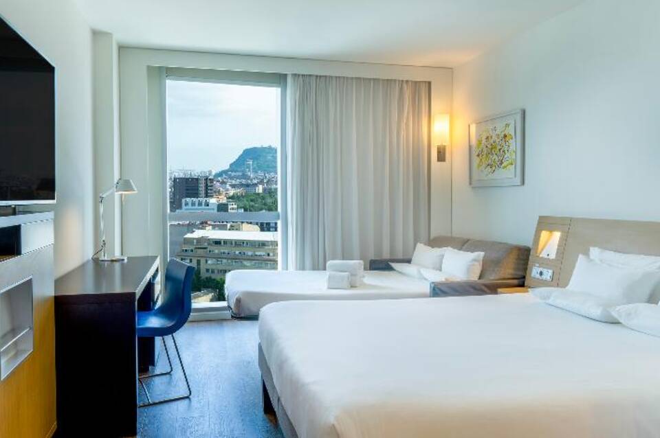 Novotel Barcelona City 1