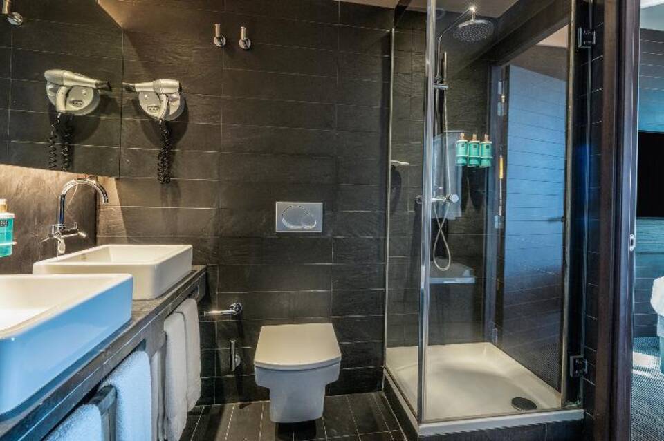 Novotel Barcelona City 3