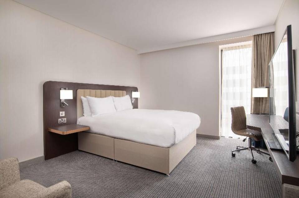 Hilton Gatwick Airport 1