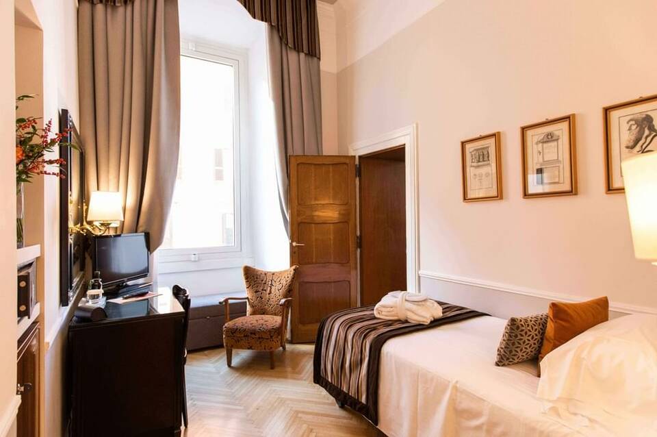 Bettoja Hotel Massimo D'Azeglio 4