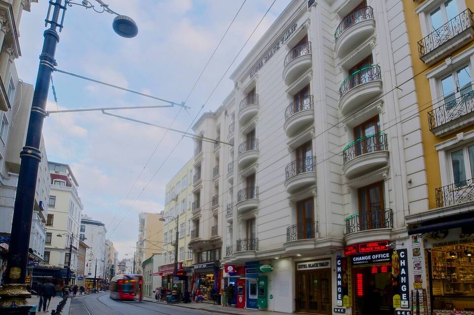 Hotel Black Tulip 1