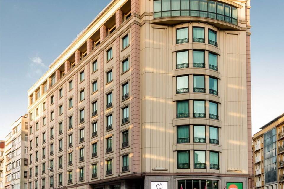 Ramada Plaza by Wyndham Istanbul City Center 1
