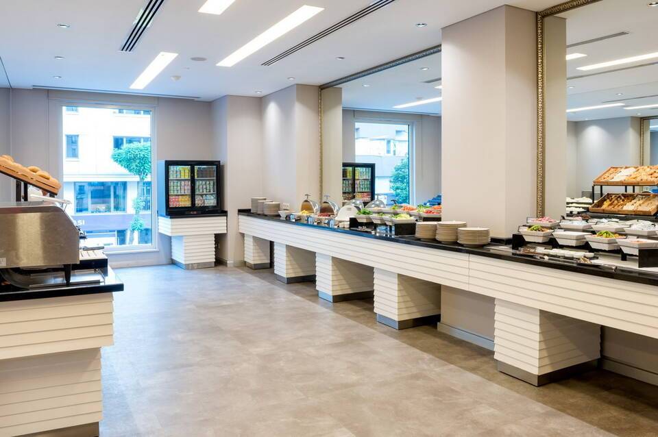 Ramada Plaza by Wyndham Istanbul City Center 2