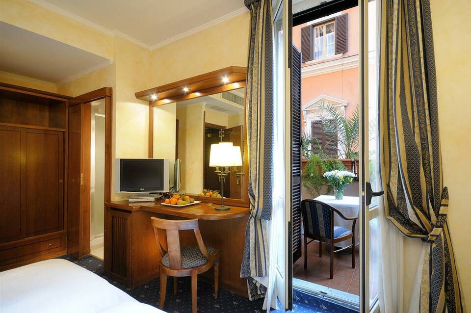 Al Manthia Hotel 2