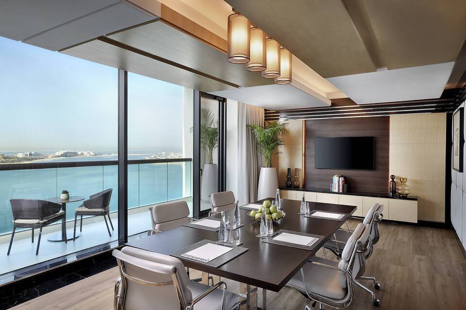 Marriott Resort Palm Jumeirah, Dubai 5