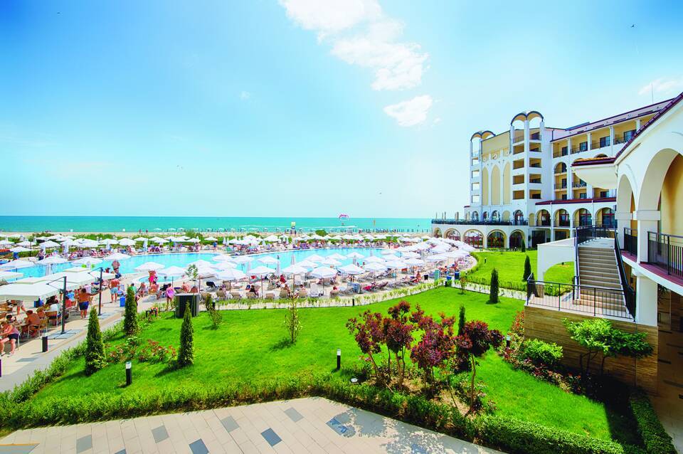 Alua Helios Bay 1