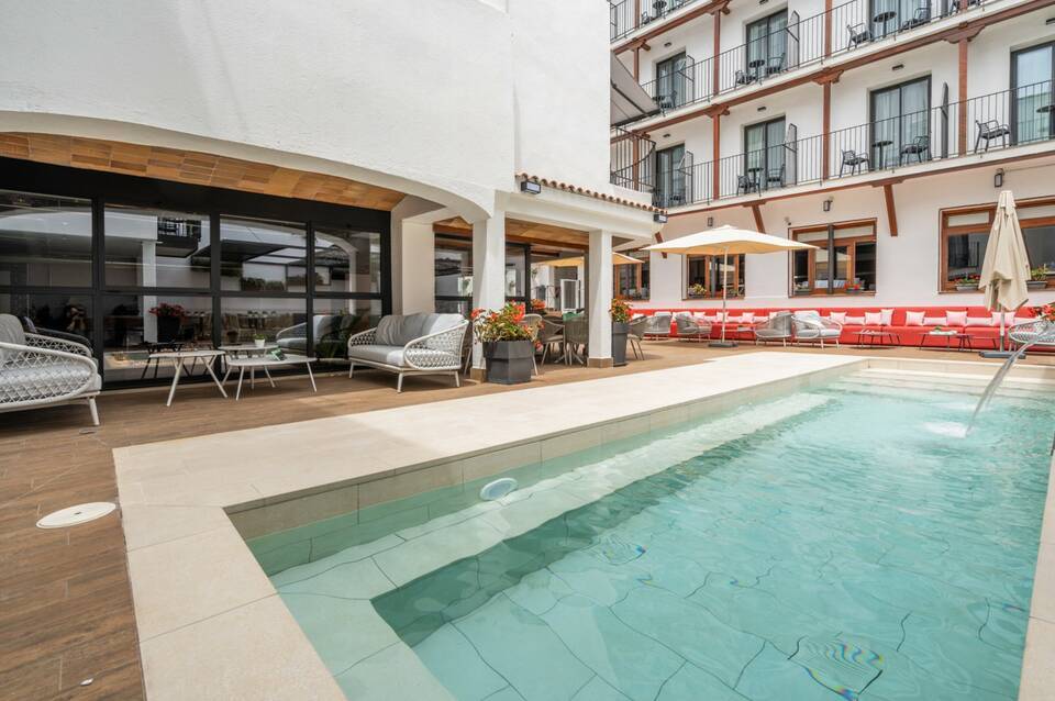 Neptuno Hotel & Spa 1