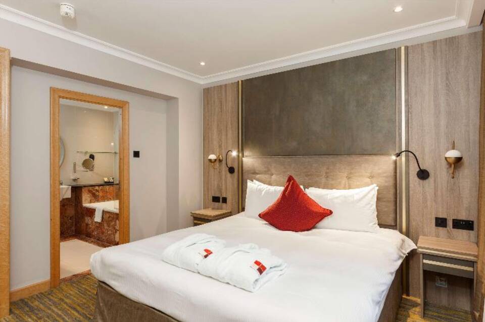 Courthouse Hotel London Soho 1