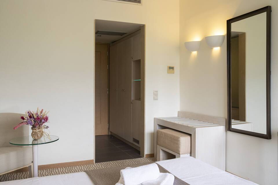 Olympian Bay Grand Resort by Anayia All Inclusive Resorts 3