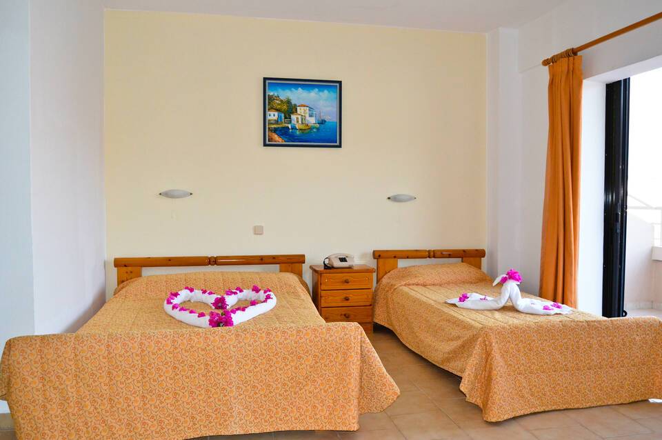 Niko Elen Hotel 4