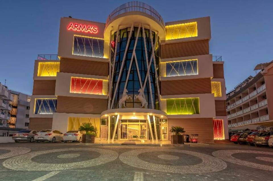 Armas Beach Hotel 2