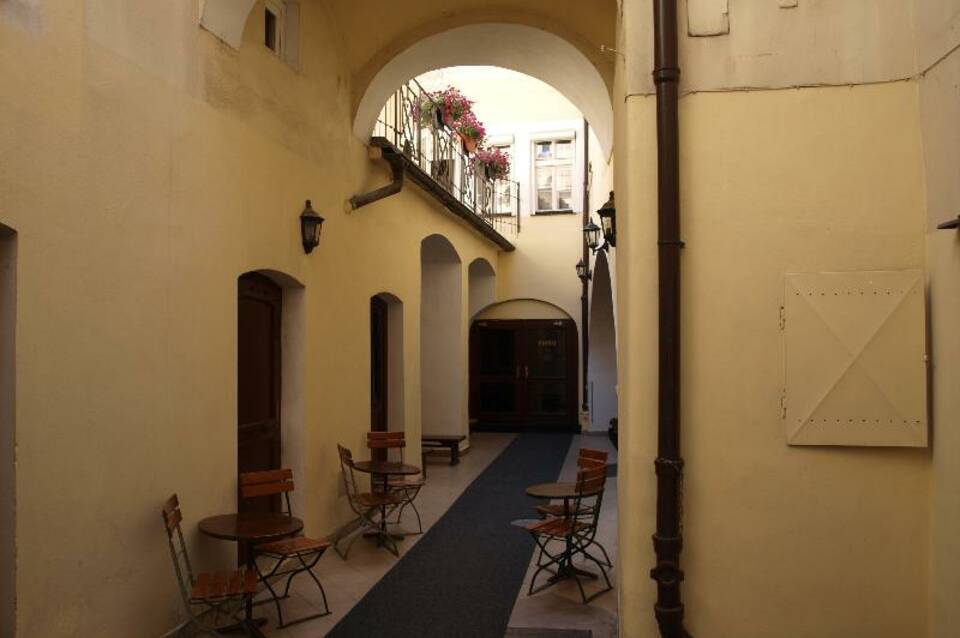 King George's House 5
