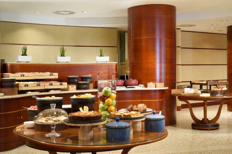 UNAHOTELS Cusani Milano 4