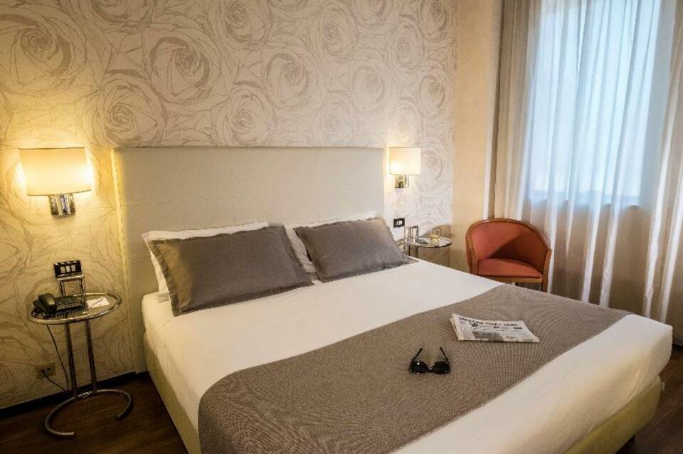 Best Western Hotel City 5