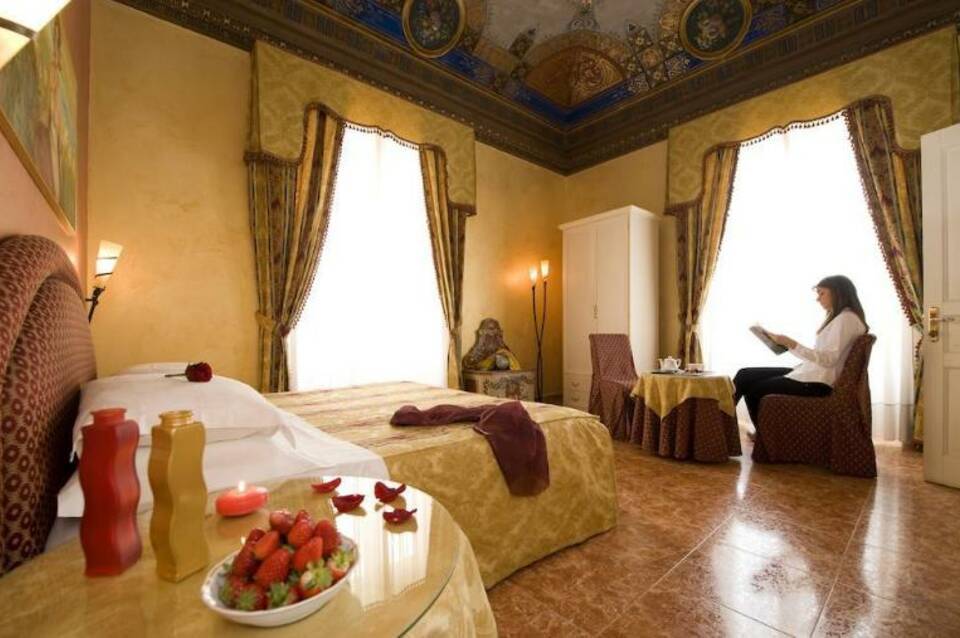 Hotel Joli 5