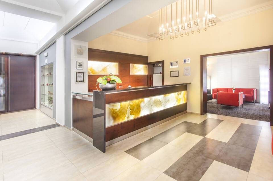Hotel Lunik 4