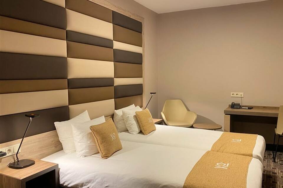 XO Hotels Blue Square 5
