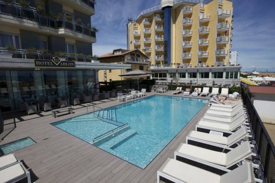 Hotel Adlon 2