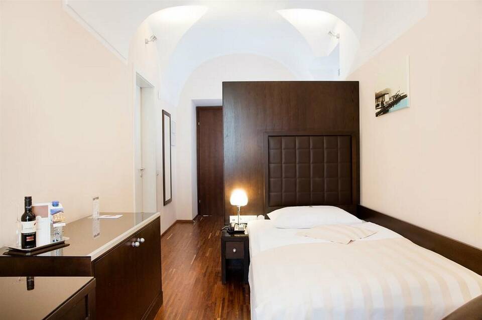 Hotel Sandwirth 4