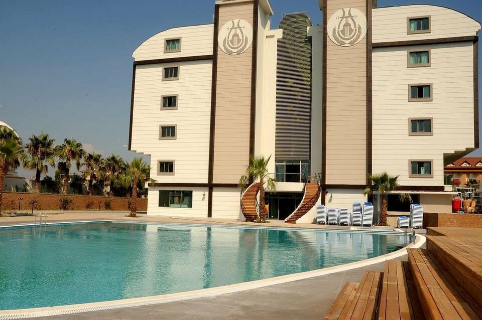 Orfeus Queen Hotel 1