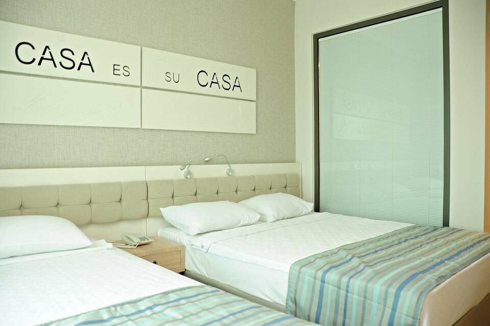 Orfeus Queen Hotel 2