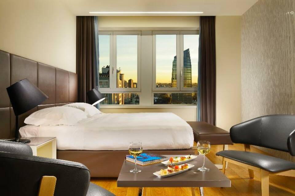 UNAHOTELS Century Milano 4