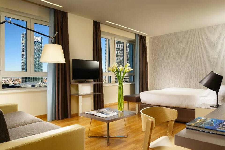 UNAHOTELS Century Milano 5