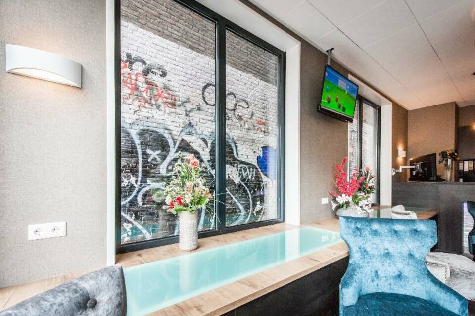 Melrose Hotel 4