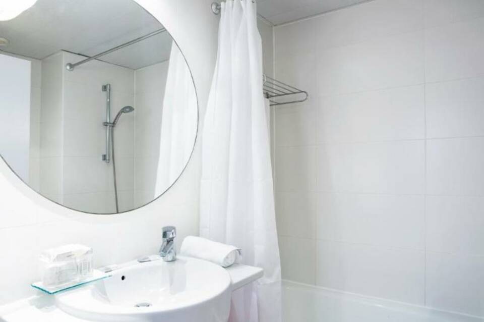 Ciutat Vella Hotel 4
