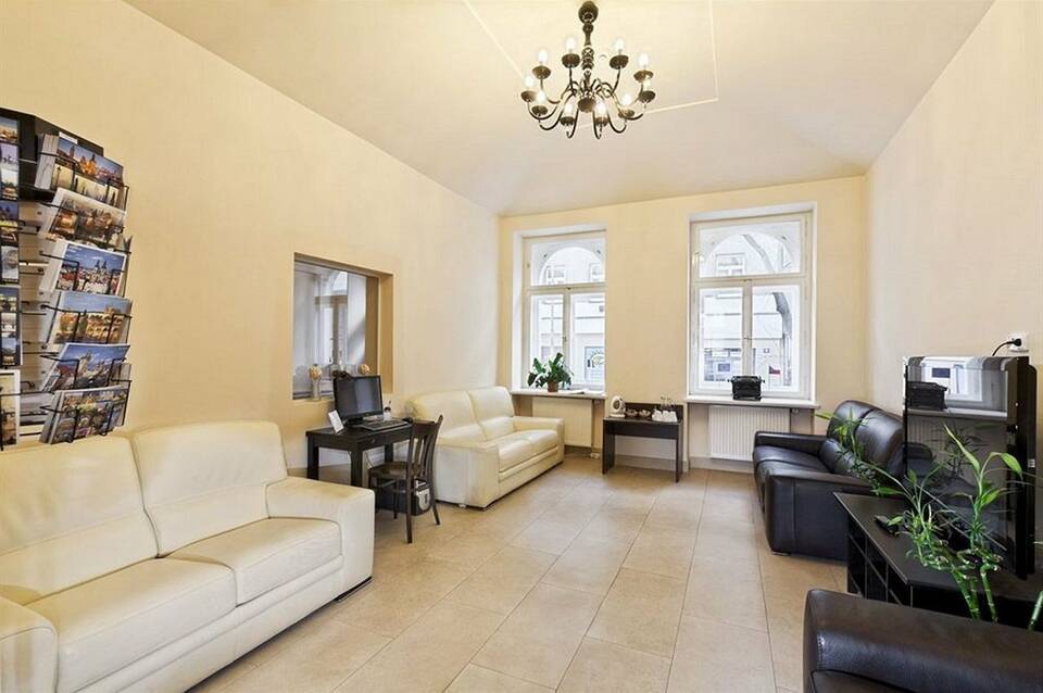 Hotel Unique 3