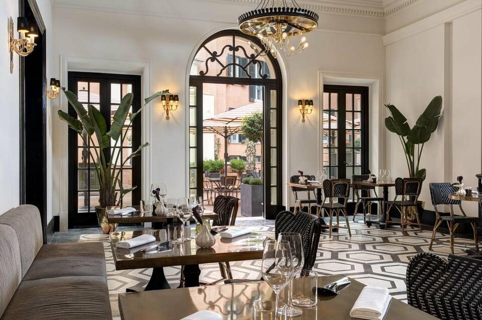 Hotel de la Ville, a Rocco Forte Hotel 1